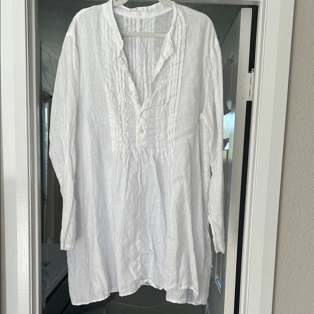 White Button-Up Tunic Top